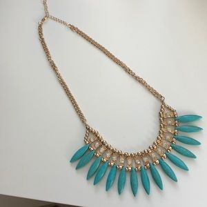 Statement necklace